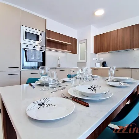 2br Penthouse With Rooftop Terrace In Mellieħa